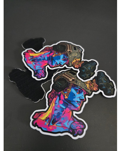 Nášivka boha, který na sobě má noční vidění.